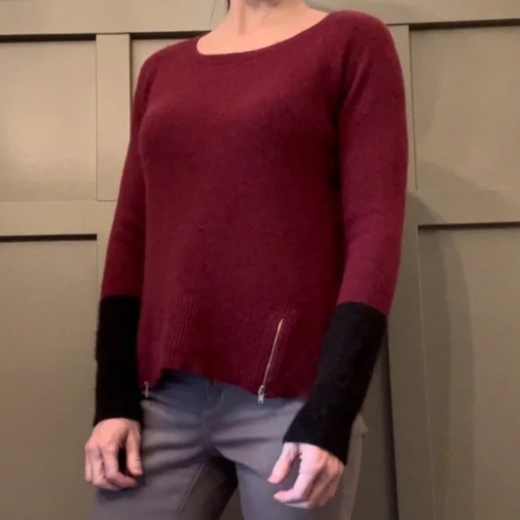 Eileen Fisher Yak Merino Wool Sweater Zipper Detail Colorblock Sleeve Size XS - Picture 3 of 10